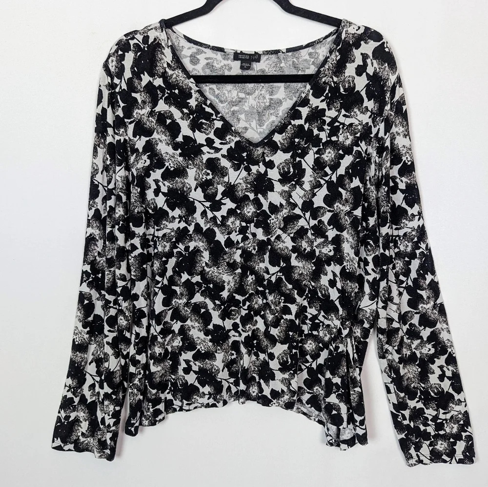 J.Jill Wearever Sz XL Floral Bell Long Sleeves Top Gathered Side Classic Stretch